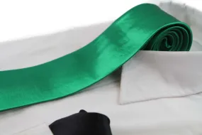 Mens Green 8cm Neck Tie & Black Pocket Square Set