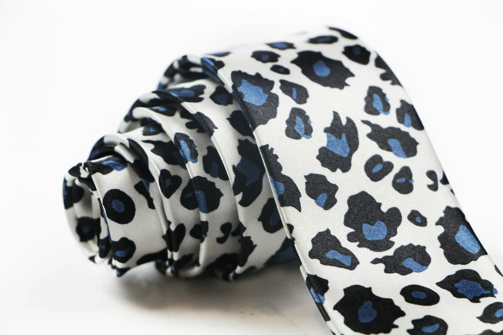 Mens White, Black & Blue Leopard Print 5cm Skinny Neck Tie