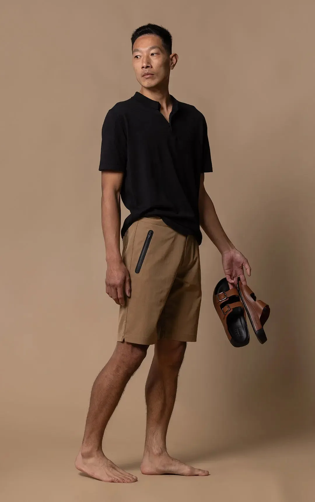 PERFORMANCE TWILL SHORT